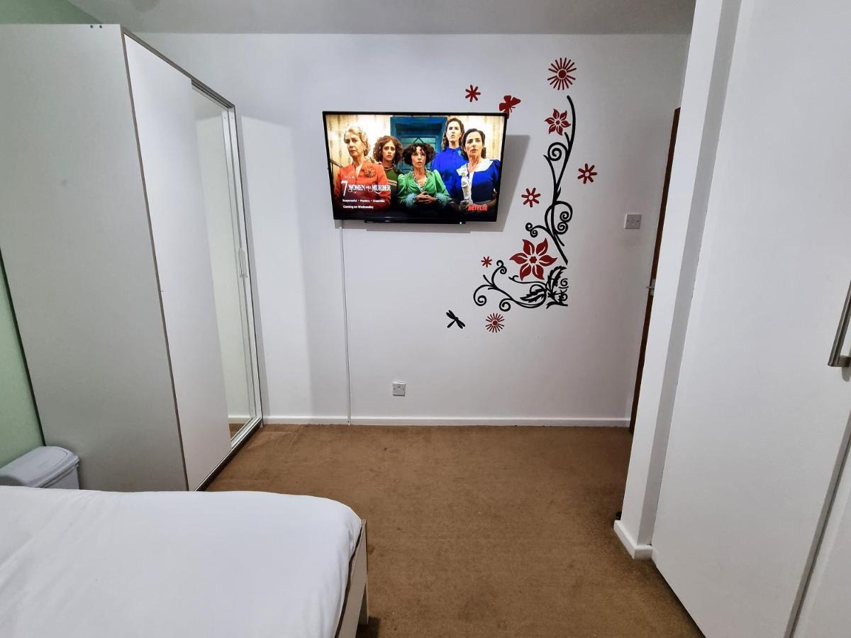 *F1*5Gh* Setup For Your Most Relaxed & Amazing Stay + Free Parking + Free Fast Wifi * Leeds  Exterior foto